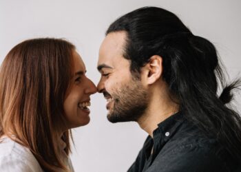 5 Most common challenges that men face in relationships and how to overcome them