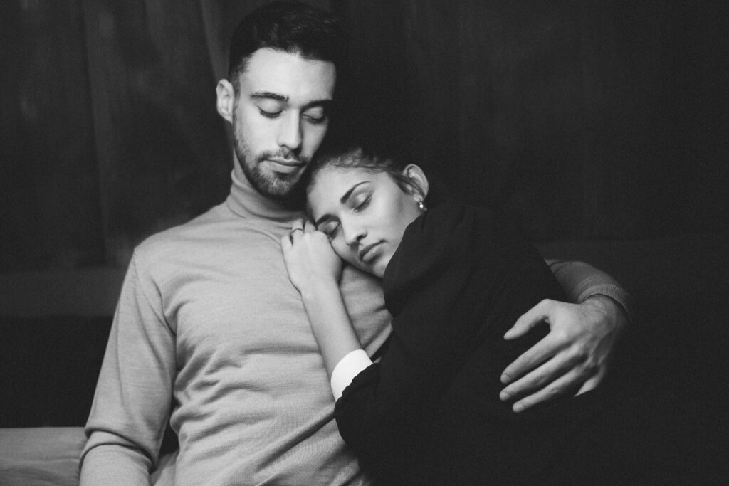 A Man’s Guide to Understanding Her Non-Verbal and Emotional Cues